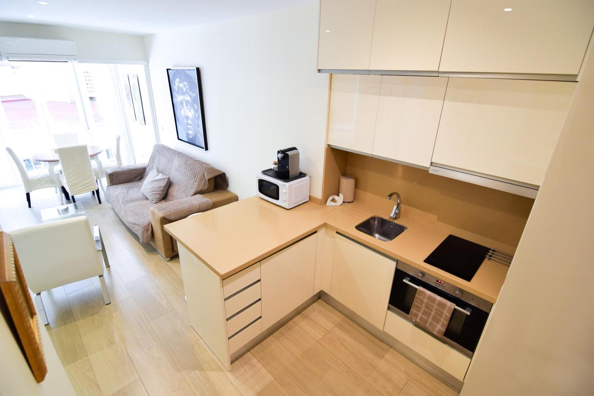 Malagueta Beachside Charm Διαμέρισμα Μάλαγα Εξωτερικό φωτογραφία